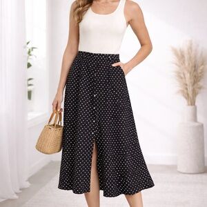 Polka Dot Black Skirt Zara’s size XS